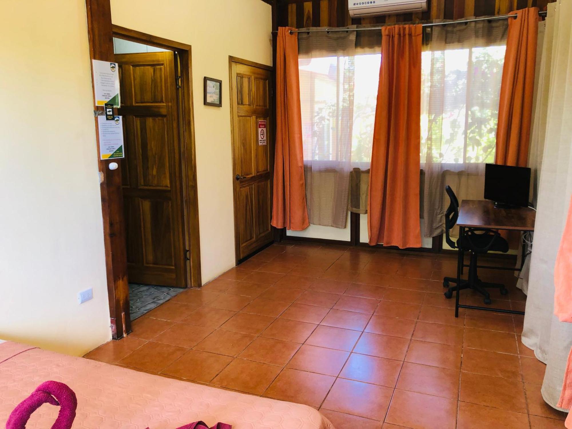 Hotel Cocodrilo Sierpe Kültér fotó
