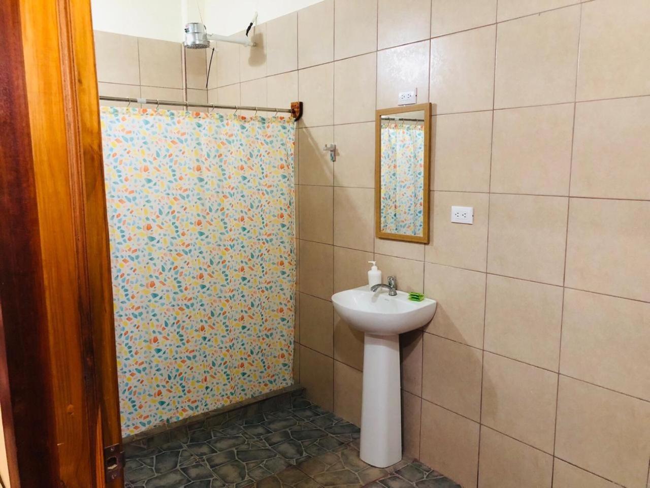 Hotel Cocodrilo Sierpe Kültér fotó